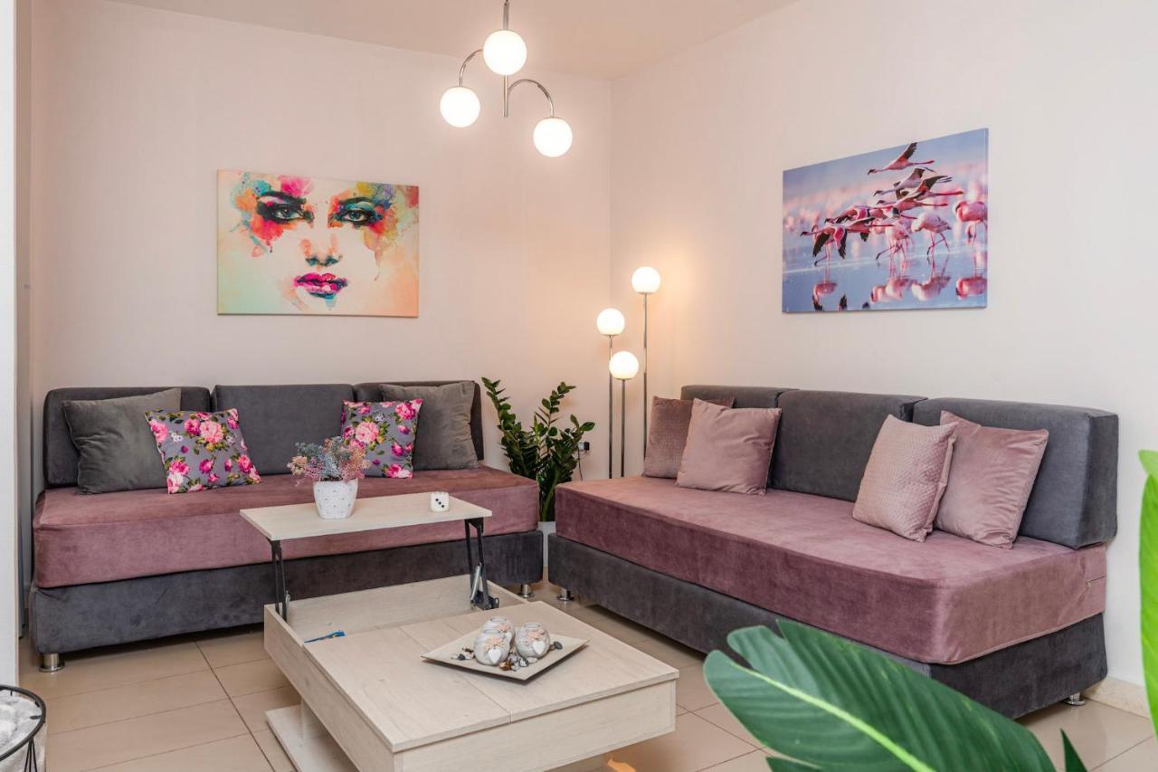 Luxury Town Center Suite Apt A2 Candia Esterno foto